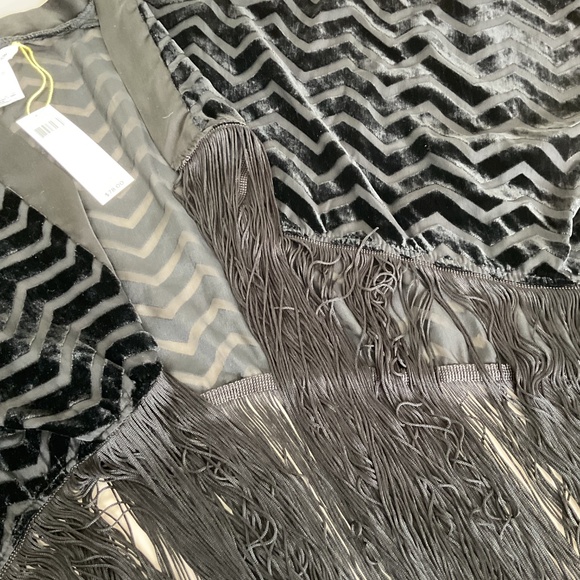 BCBG Black Velvet Fringe Wrap - NWT - Picture 2 of 4
